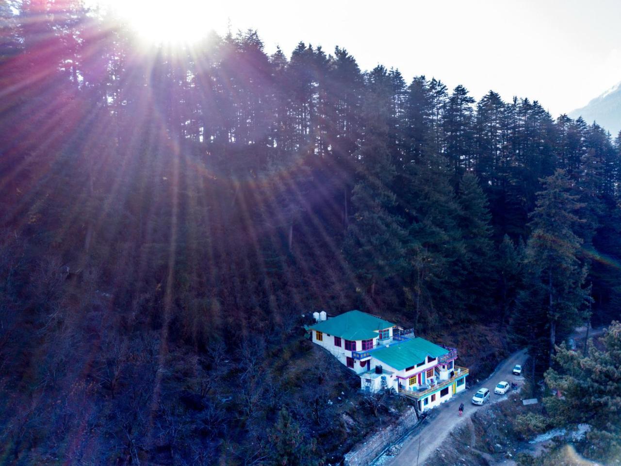 goSTOPS Naggar Nagar  Exteriör bild