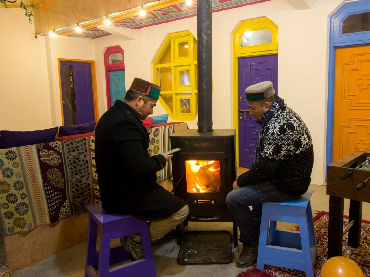 goSTOPS Naggar Nagar  Exteriör bild